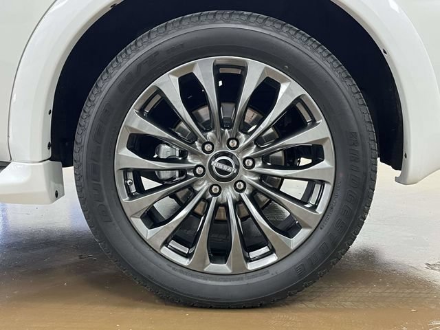 Used 2024 Nissan Armada Platinum w/ Captain's Chairs Package RWD image 13