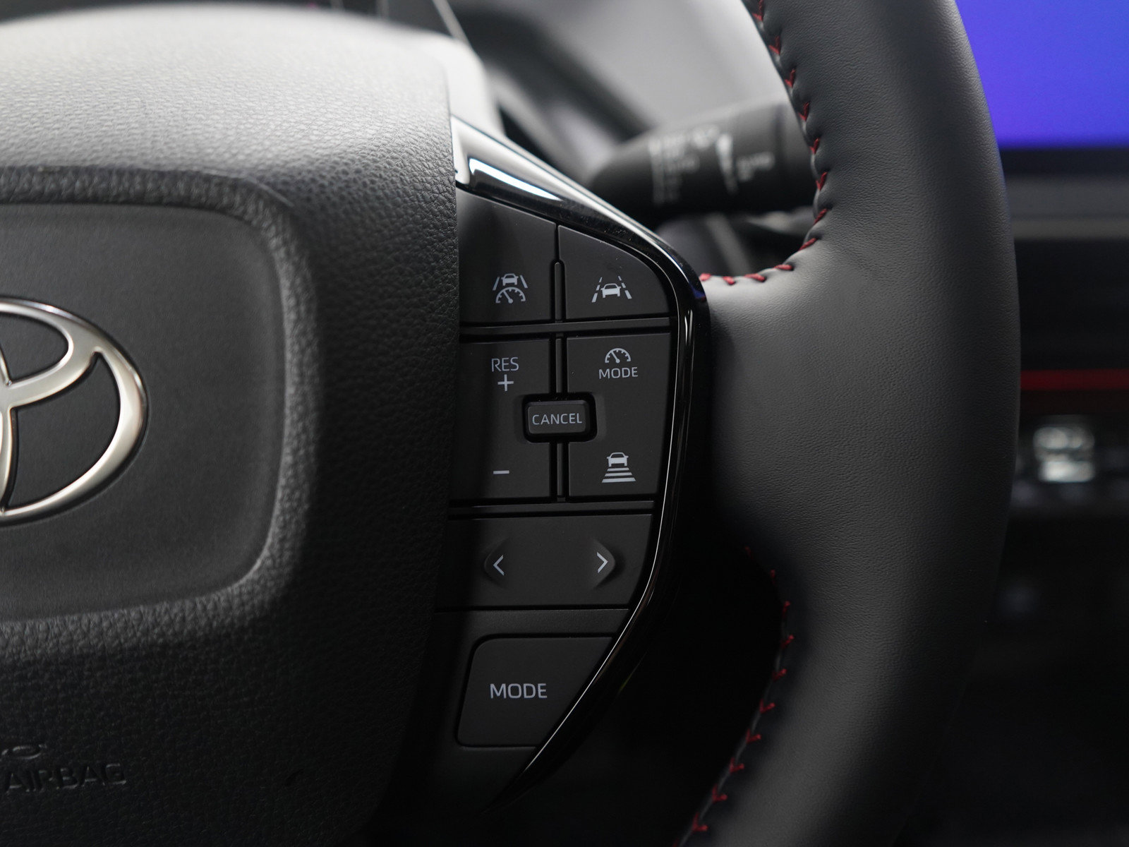 Used 2026 Toyota Prius Plug-In Hybrid image 26