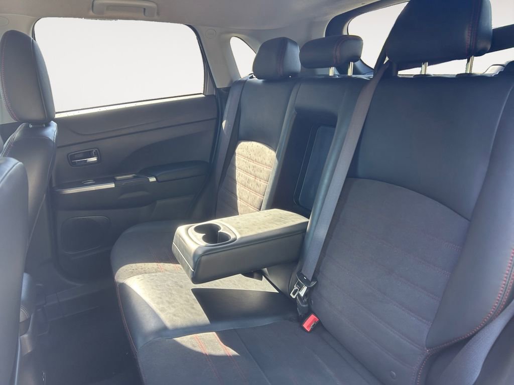 Used 2022 Mitsubishi Outlander Sport SE AWD/4WD image 13