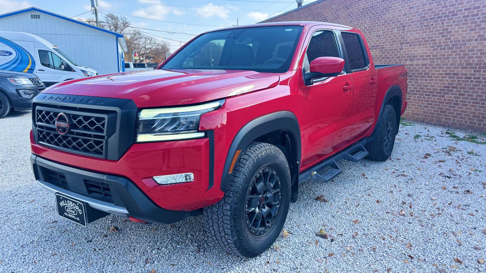 Used 2023 Nissan Frontier PRO-4X w/ Pro-4X Premium Package image 11