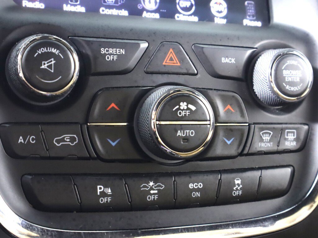 Used 2015 Dodge Durango Citadel w/ Technology Group RWD image 22