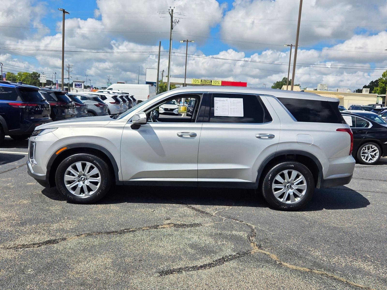 Used 2025 Hyundai Palisade SEL AWD/4WD image 4