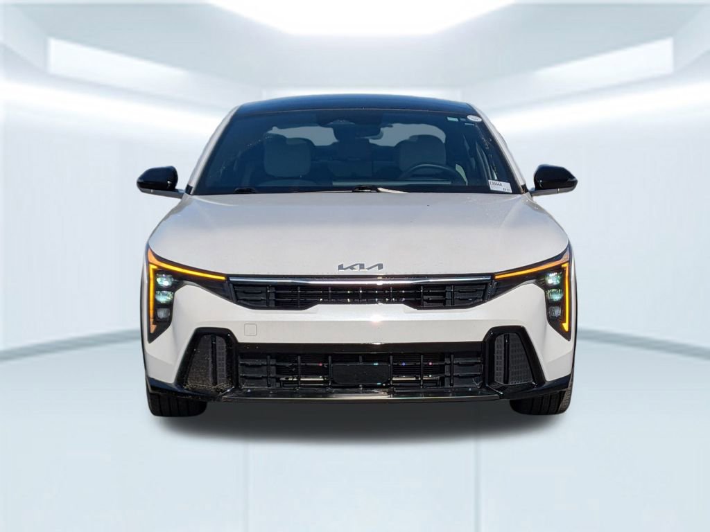 Used 2025 Kia K4 GT-Line w/ GT-Line Premium Package image 11