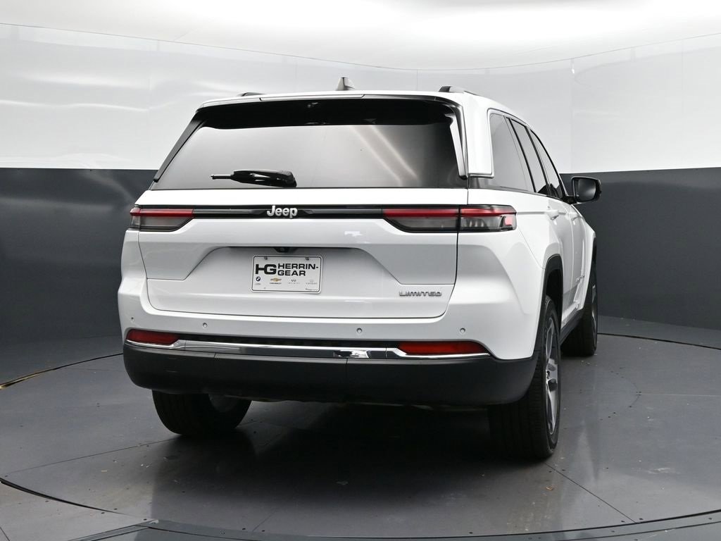 Used 2024 Jeep Grand Cherokee Limited w/ Luxury Tech Group II image 7