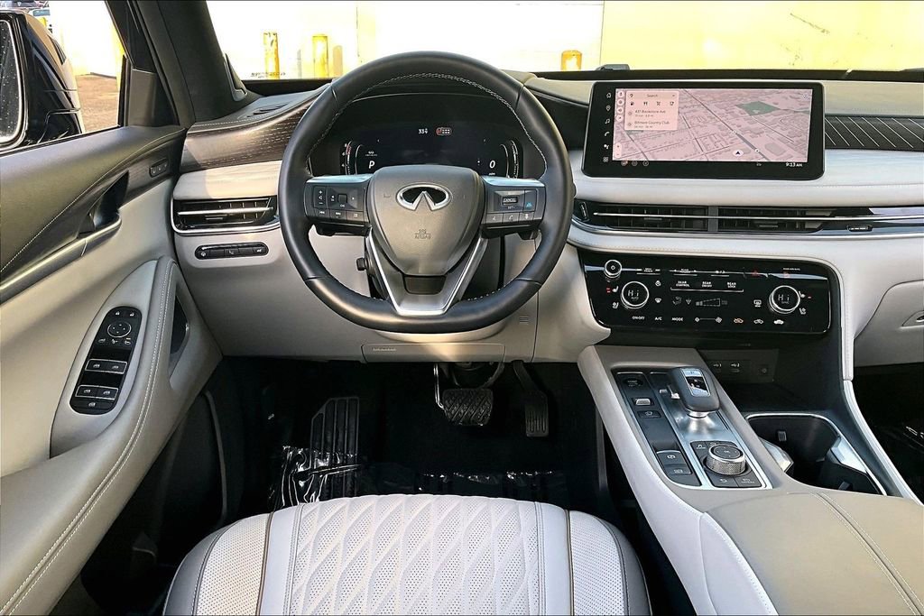 Certified 2026 INFINITI QX60 Autograph w/ Dark Cargo Package image 17