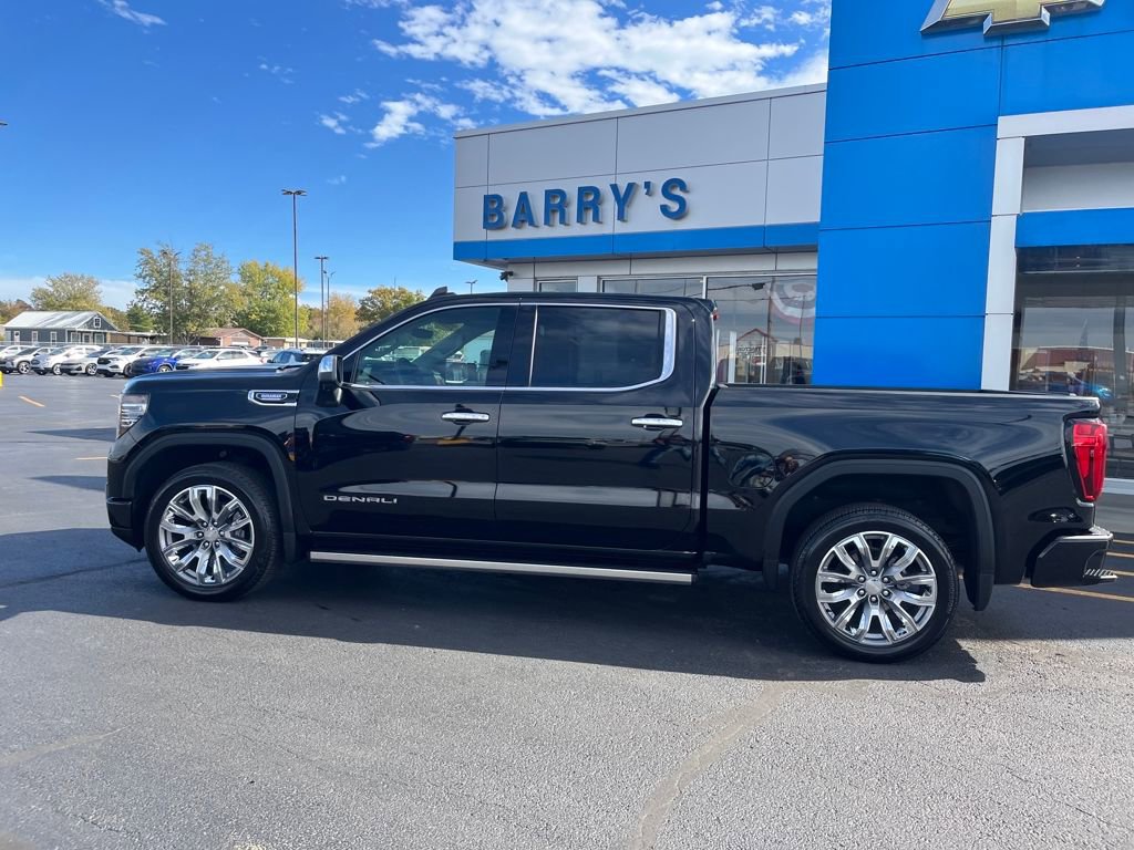 Used 2025 GMC Sierra 1500 Denali image 2