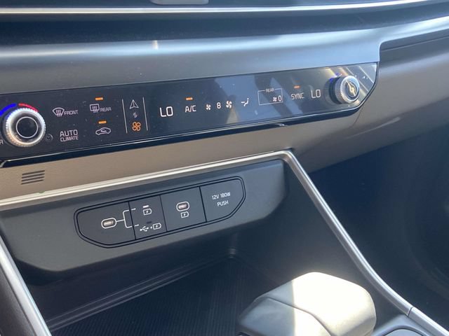 New 2025 Kia Carnival FWD image 19