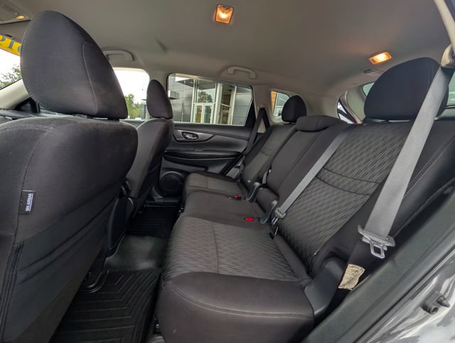 Used 2019 Nissan Rogue SV AWD/4WD image 10