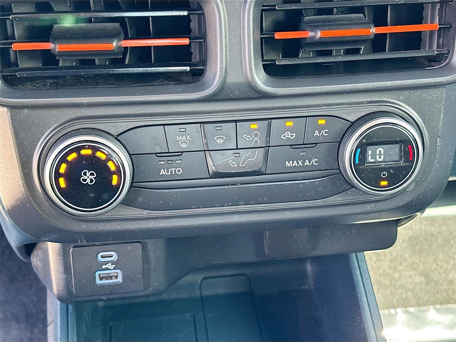 Used 2022 Ford Maverick XLT FWD image 15