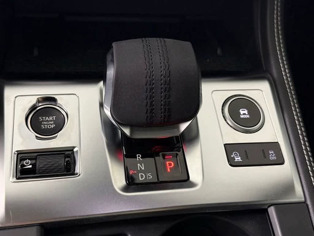 New 2026 Jaguar F-PACE R-Dynamic S AWD/4WD image 33