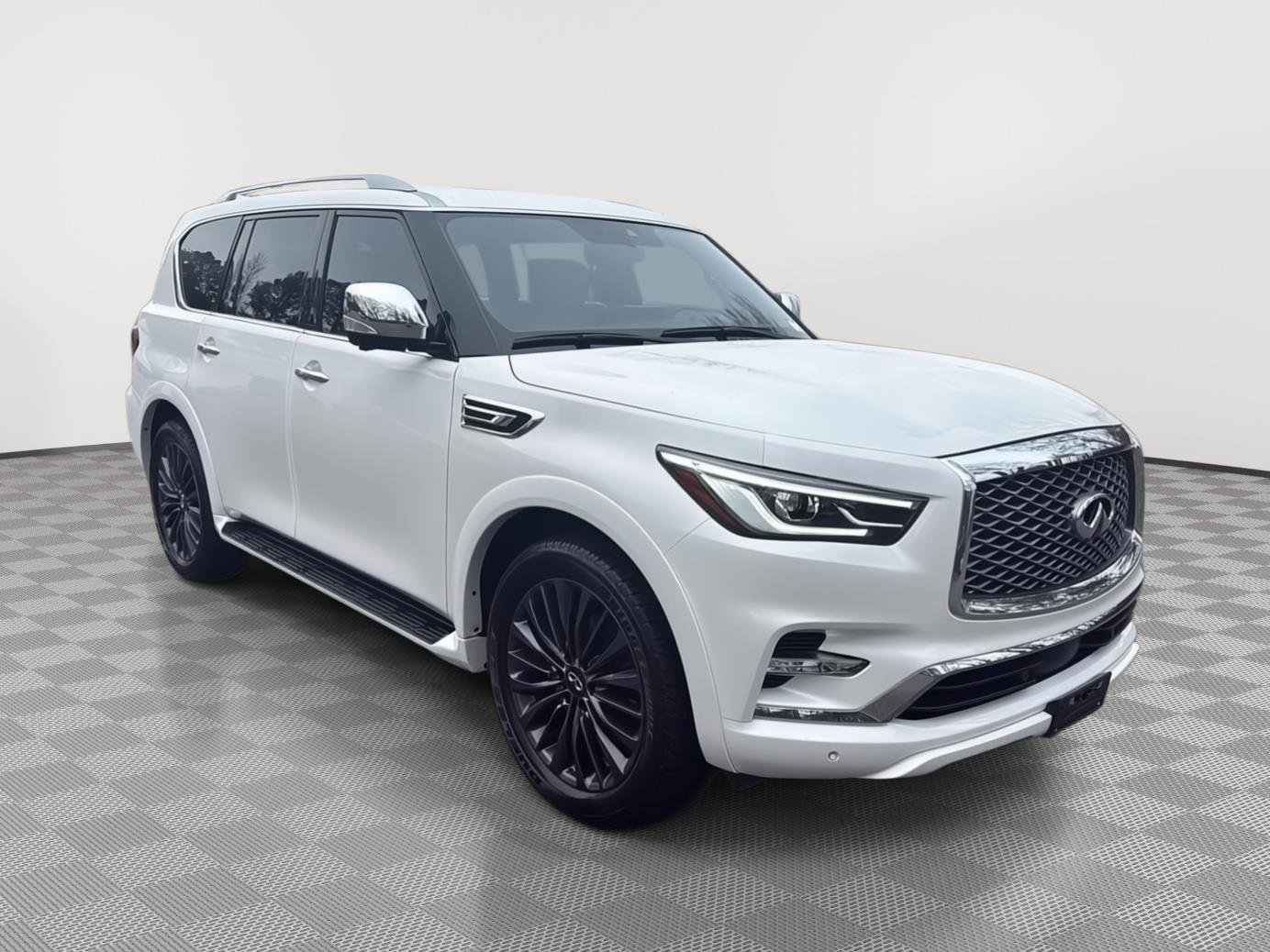 Used 2023 INFINITI QX80 Sensory w/ All-Season Package video 3