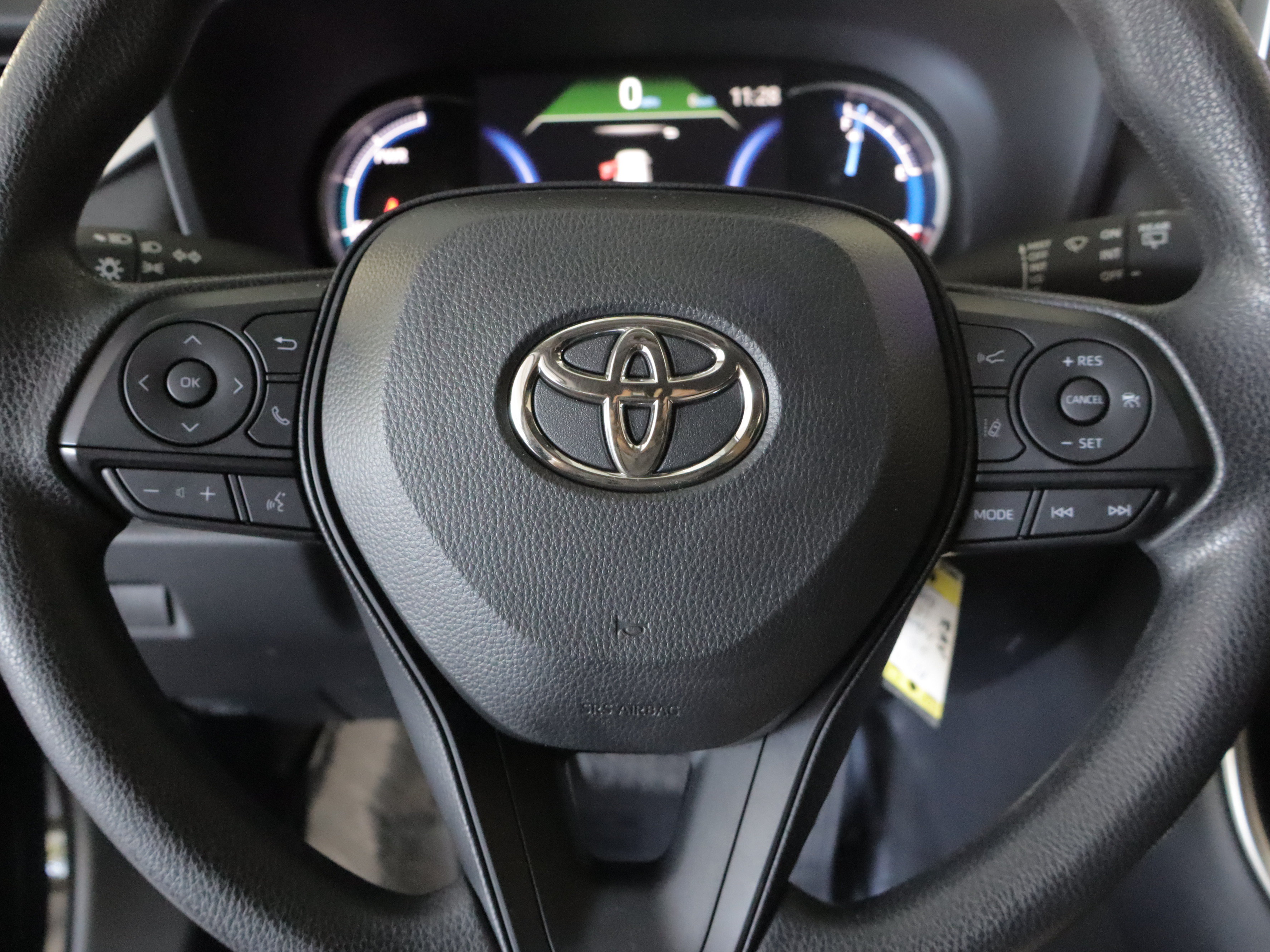 Used 2025 Toyota RAV4 LE AWD/4WD image 12