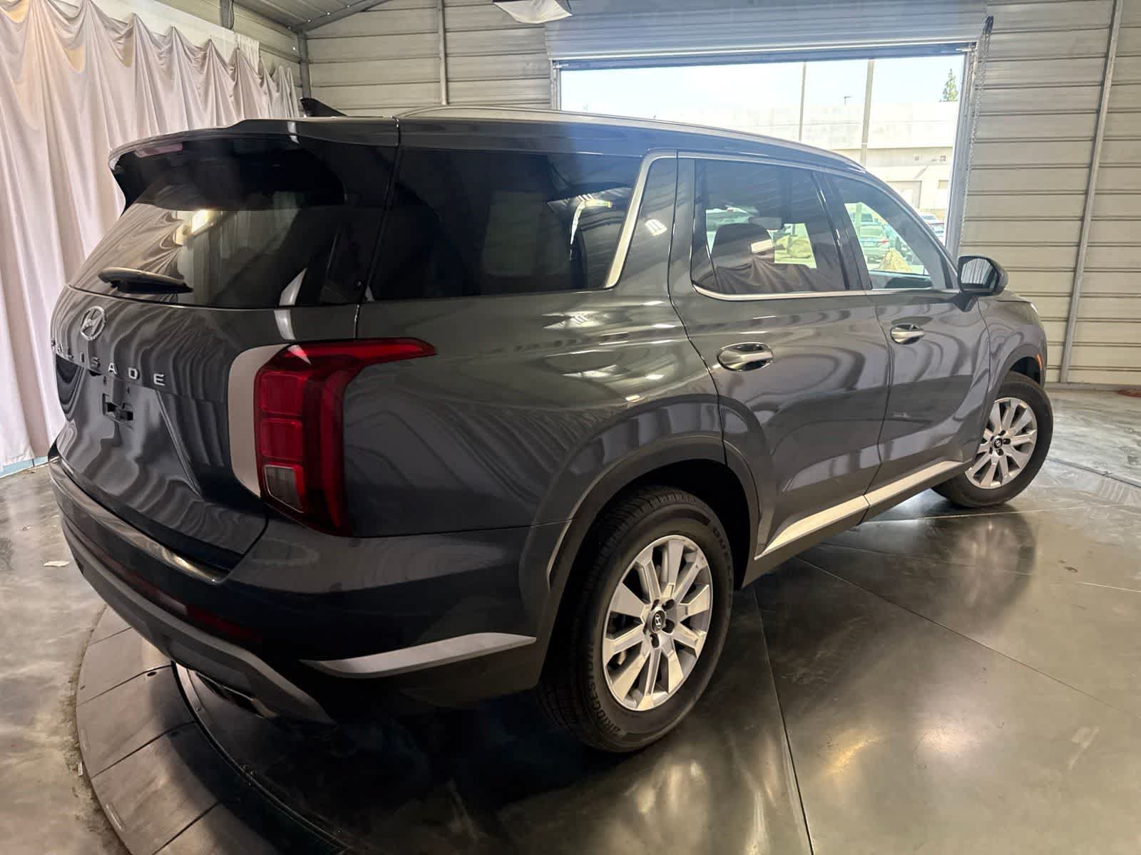 Used 2025 Hyundai Palisade SEL AWD/4WD image 5