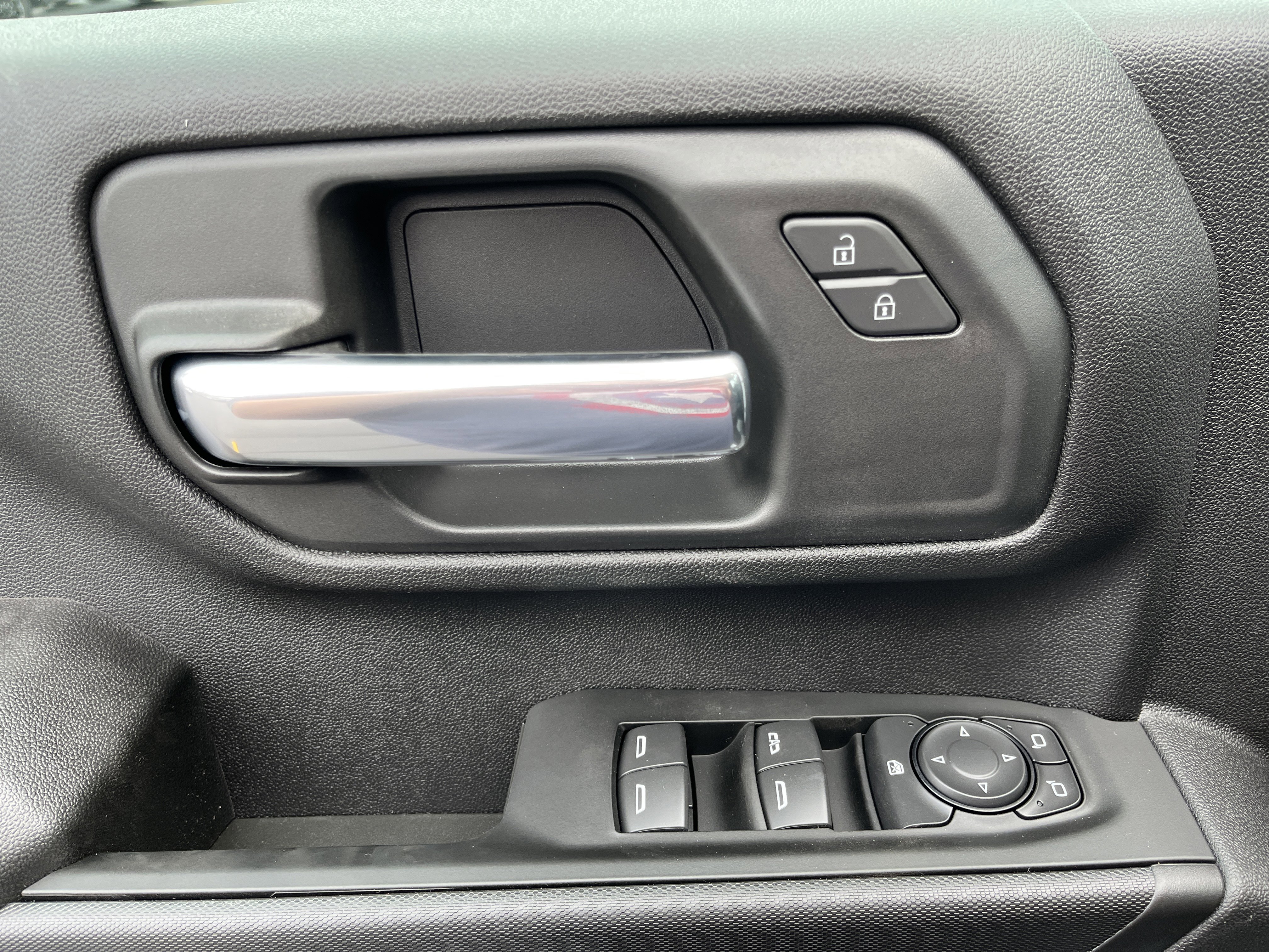 New 2026 Chevrolet Silverado 2500 Custom w/ Custom Convenience Package image 43