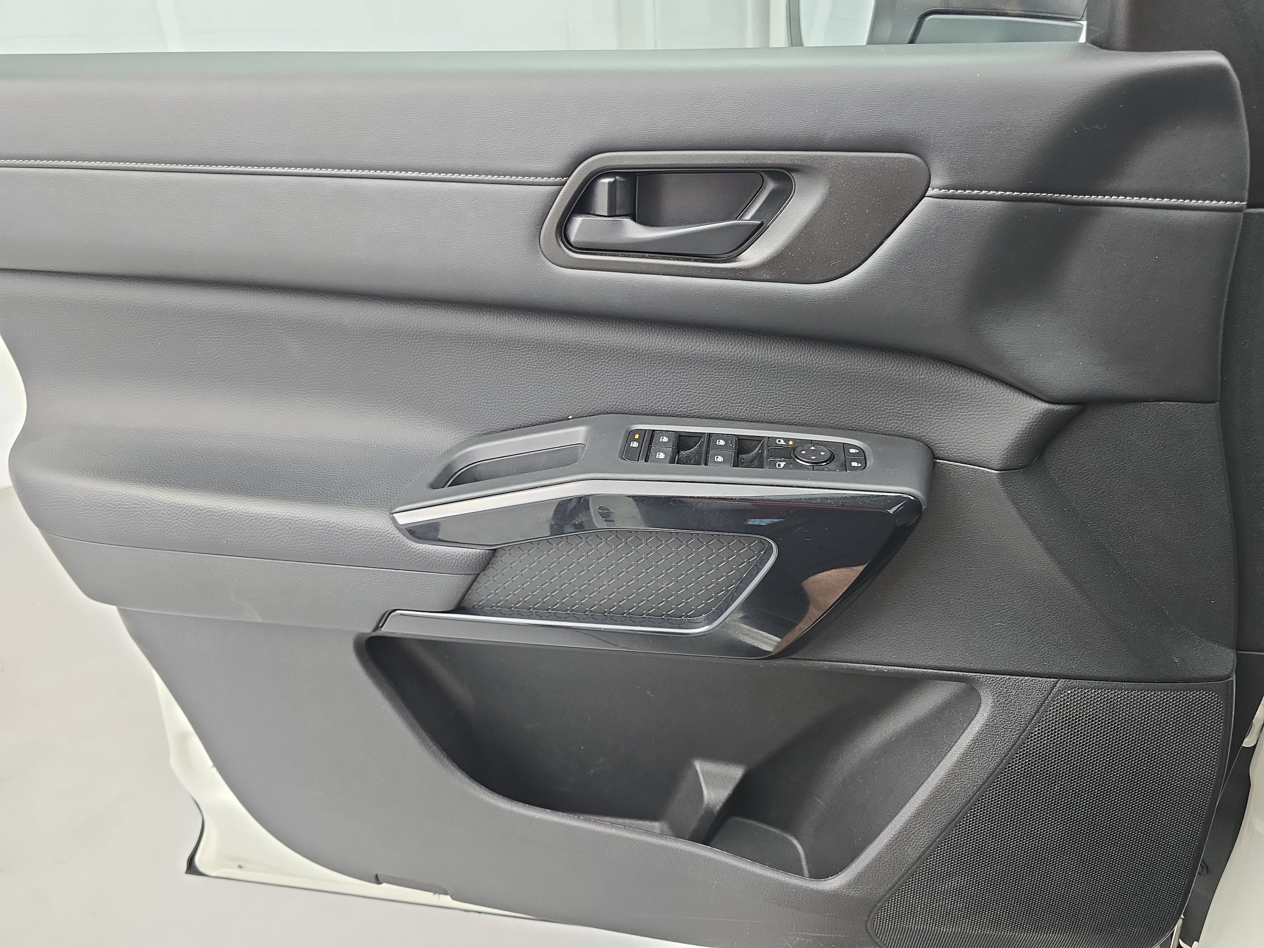 Certified 2024 Nissan Pathfinder S AWD/4WD image 26