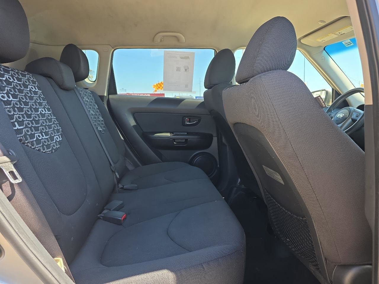 Used 2011 Kia Soul + w/ Audio Pkg image 21