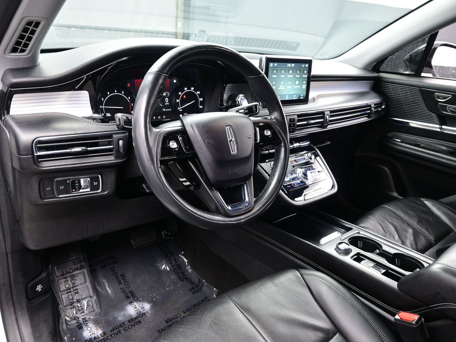 Used 2022 Lincoln Corsair AWD w/ Premium Package image 13
