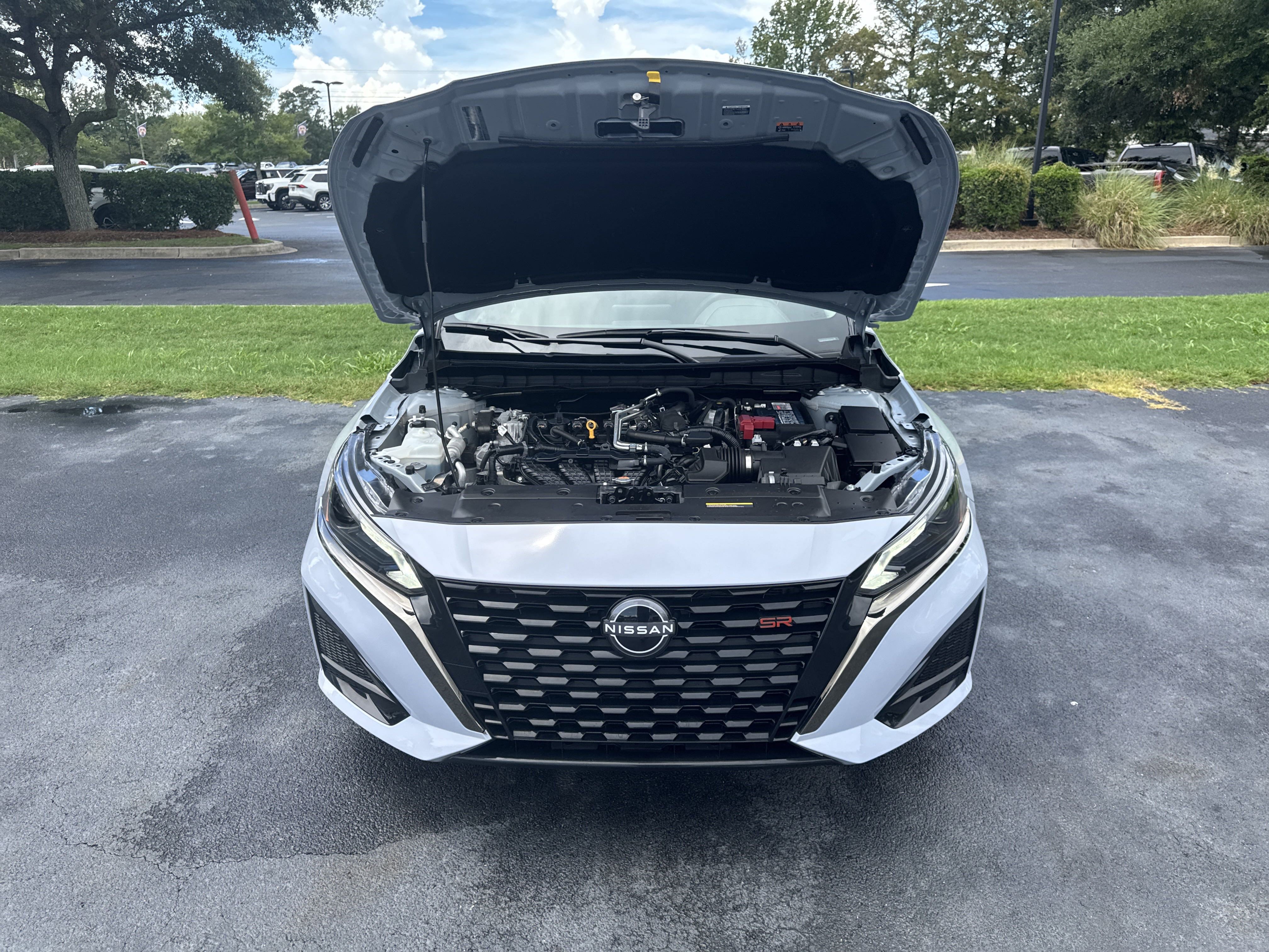 Used 2024 Nissan Altima 2.5 SR image 38