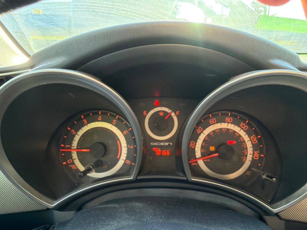 Used 2014 Scion tC FWD image 10
