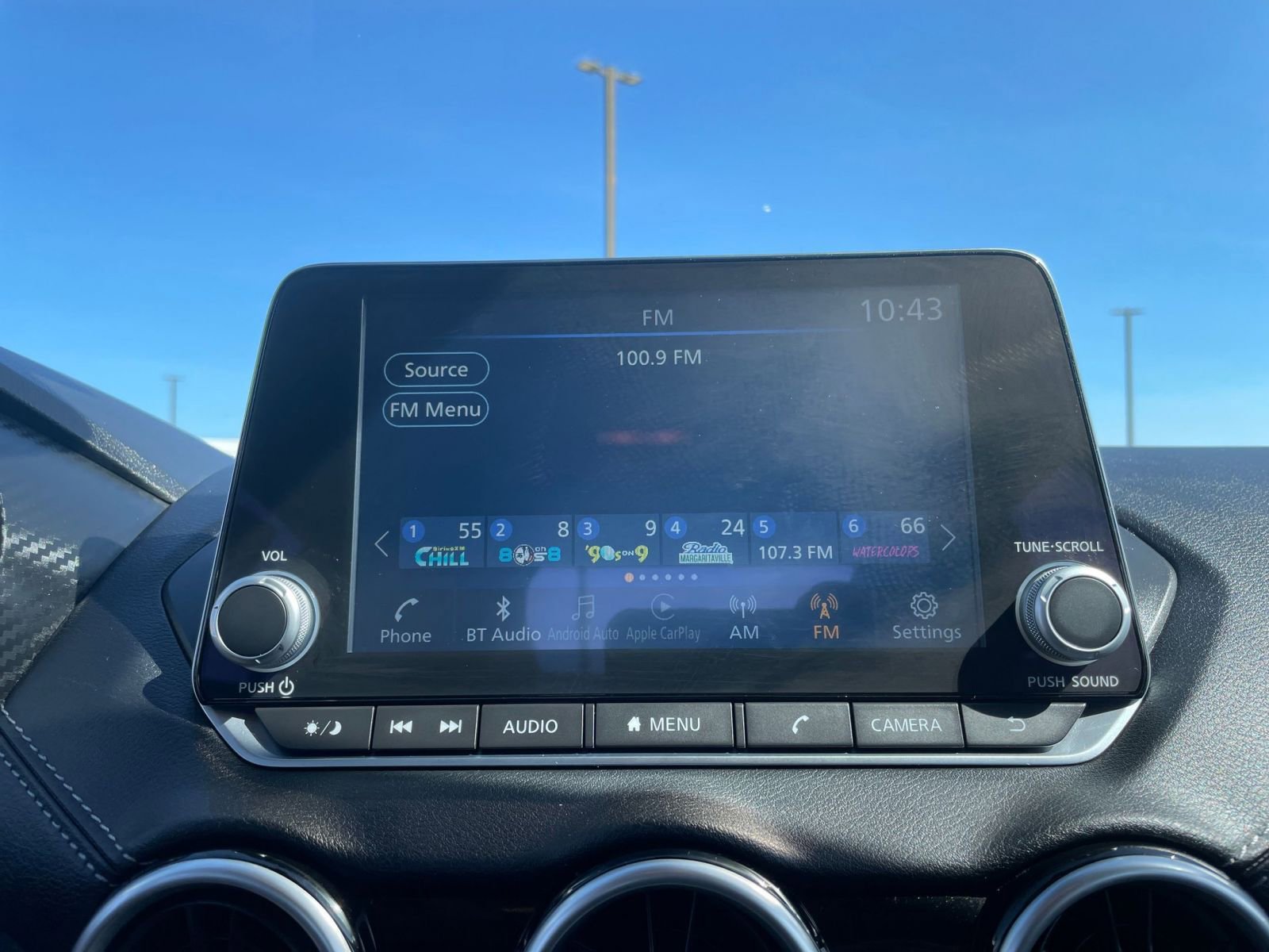 Used 2025 Nissan Sentra SV image 20