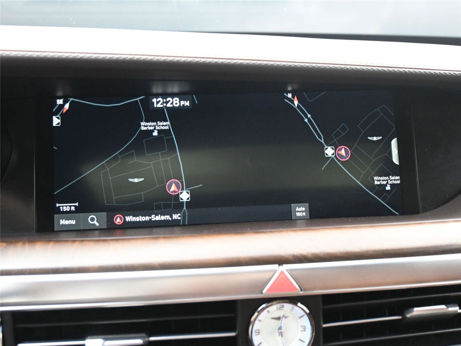 Used 2021 Genesis G90 3.3T Premium image 17