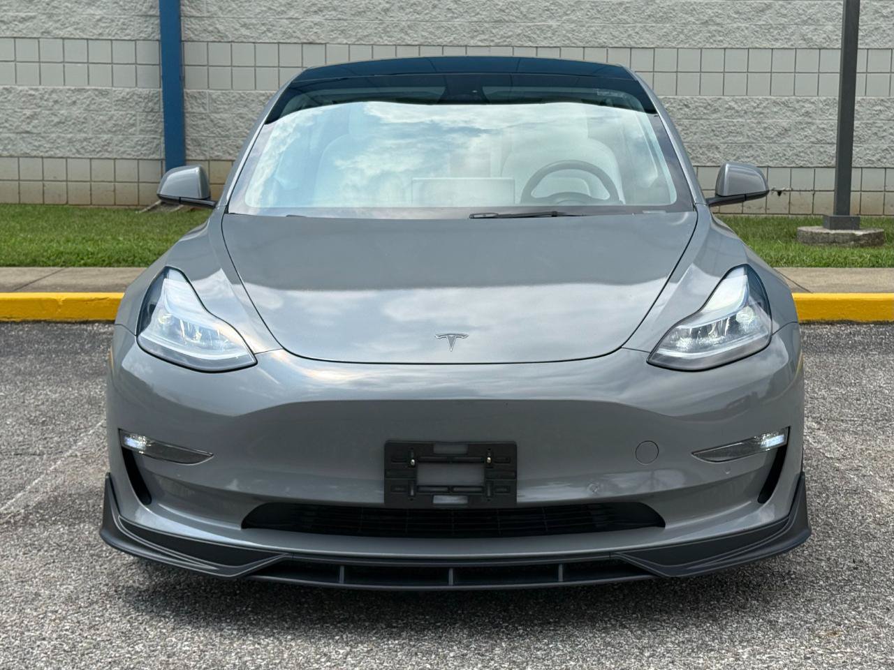 Used 2022 Tesla Model 3 Performance AWD/4WD image 2