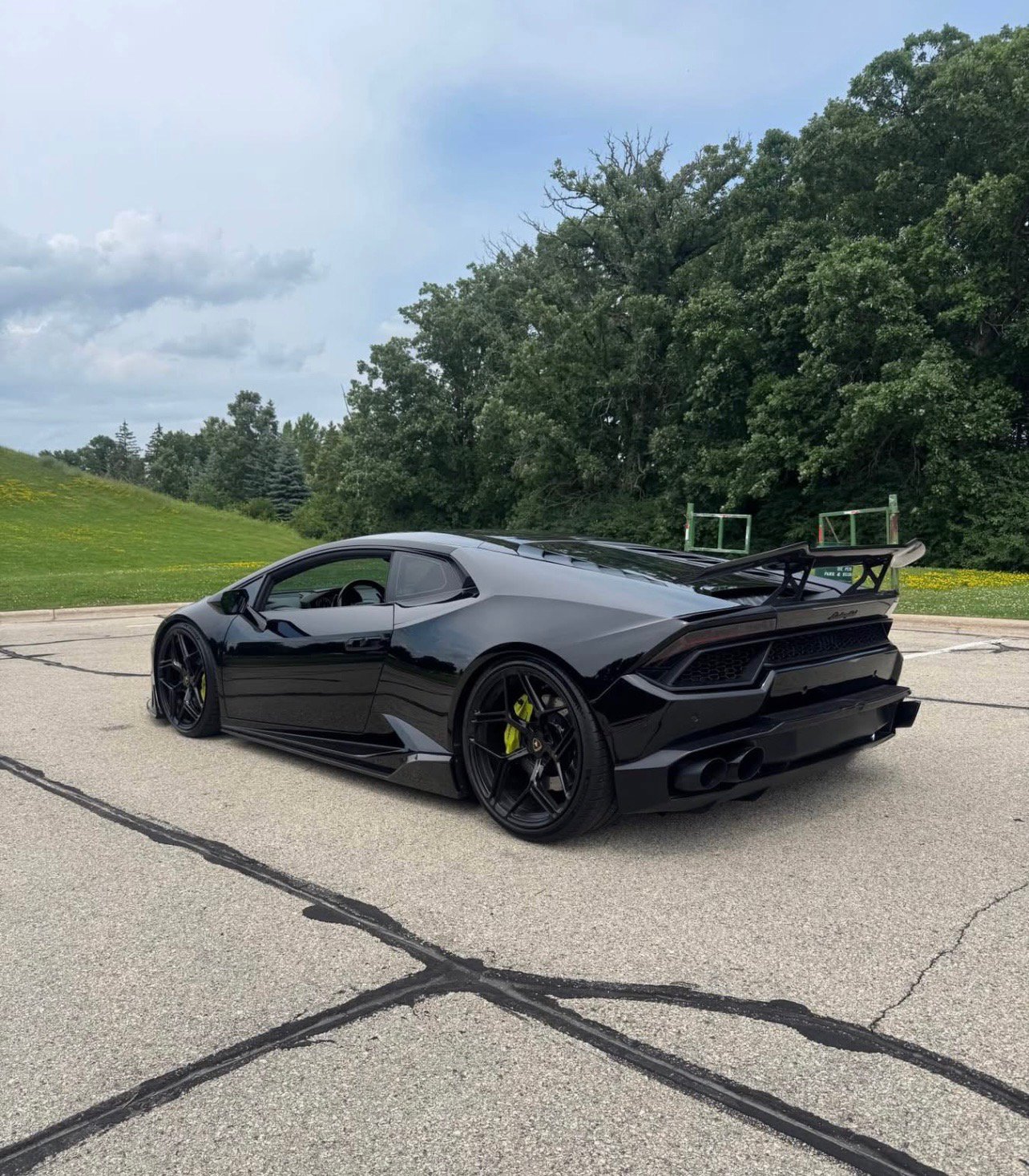 Used 2017 Lamborghini Huracan LP 580-2 RWD image 4