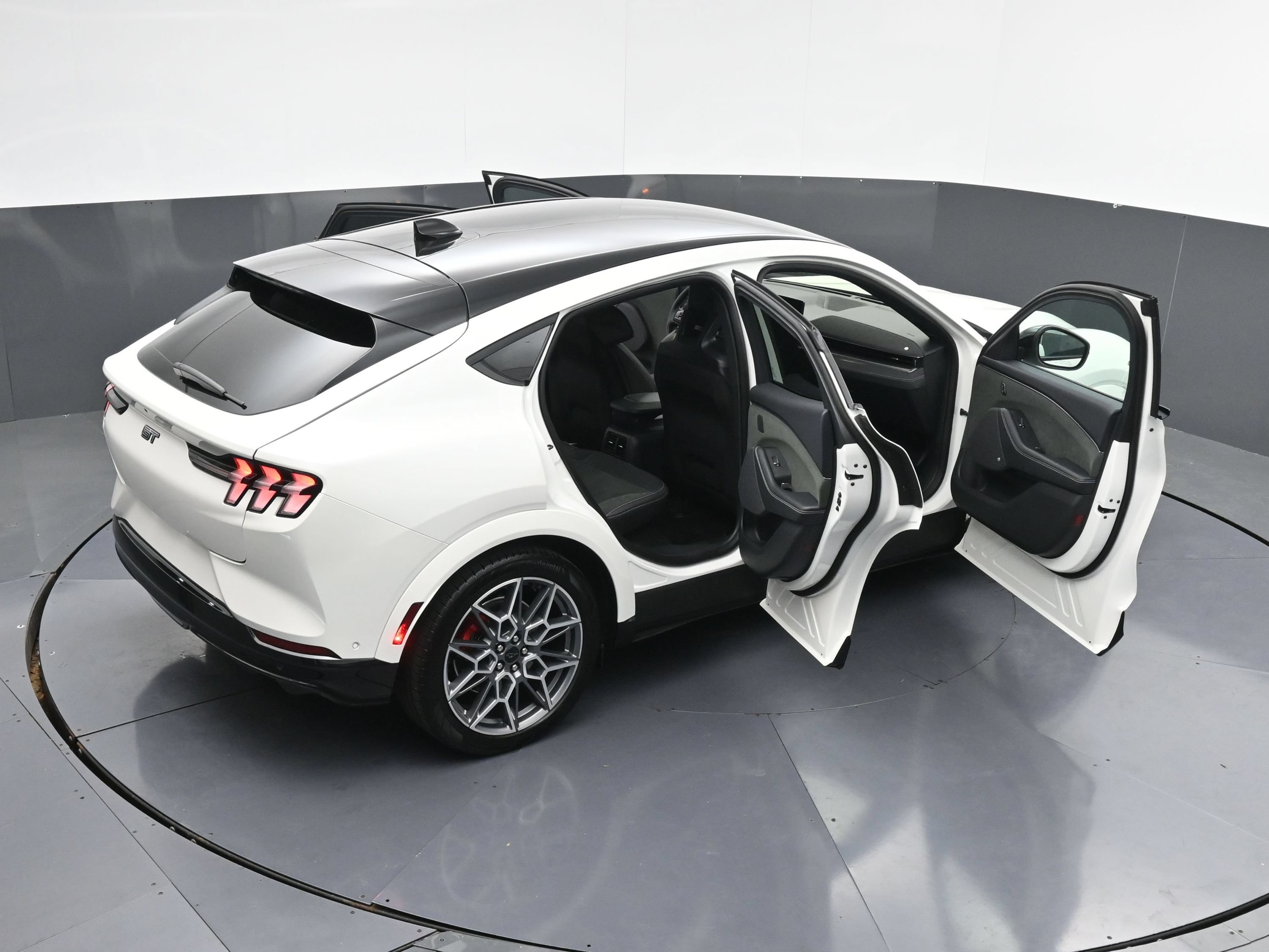 Certified 2024 Ford Mustang Mach-E GT AWD/4WD image 46