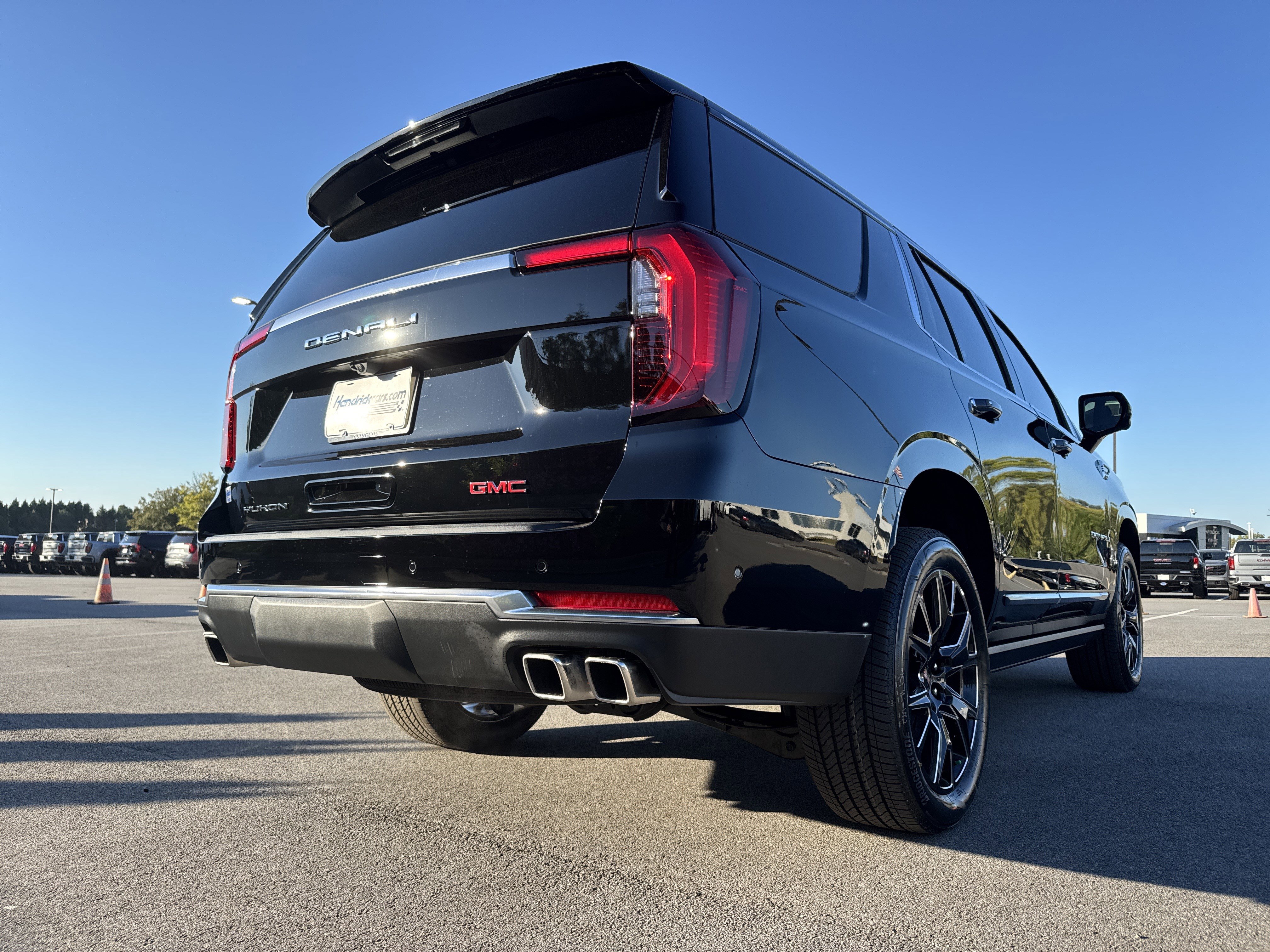 New 2026 GMC Yukon Denali w/ Sun & Power Step Package image 10