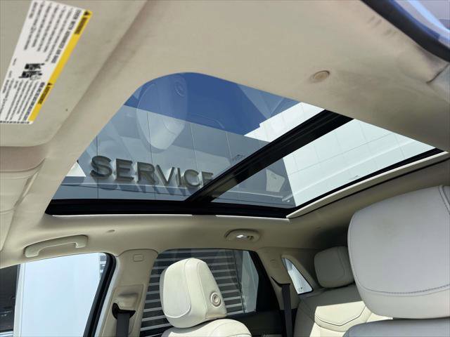 Used 2020 Cadillac XT5 Premium Luxury image 24