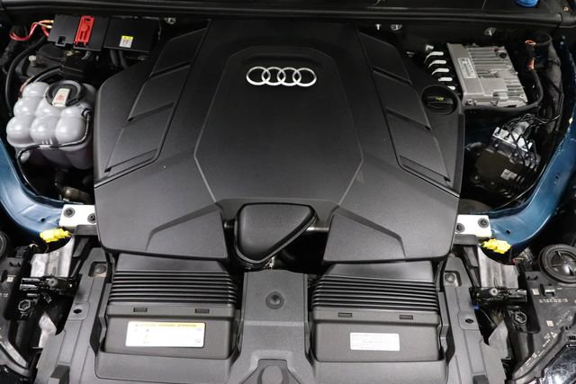 Used 2020 Audi Q7 3.0T Premium Plus AWD/4WD image 27