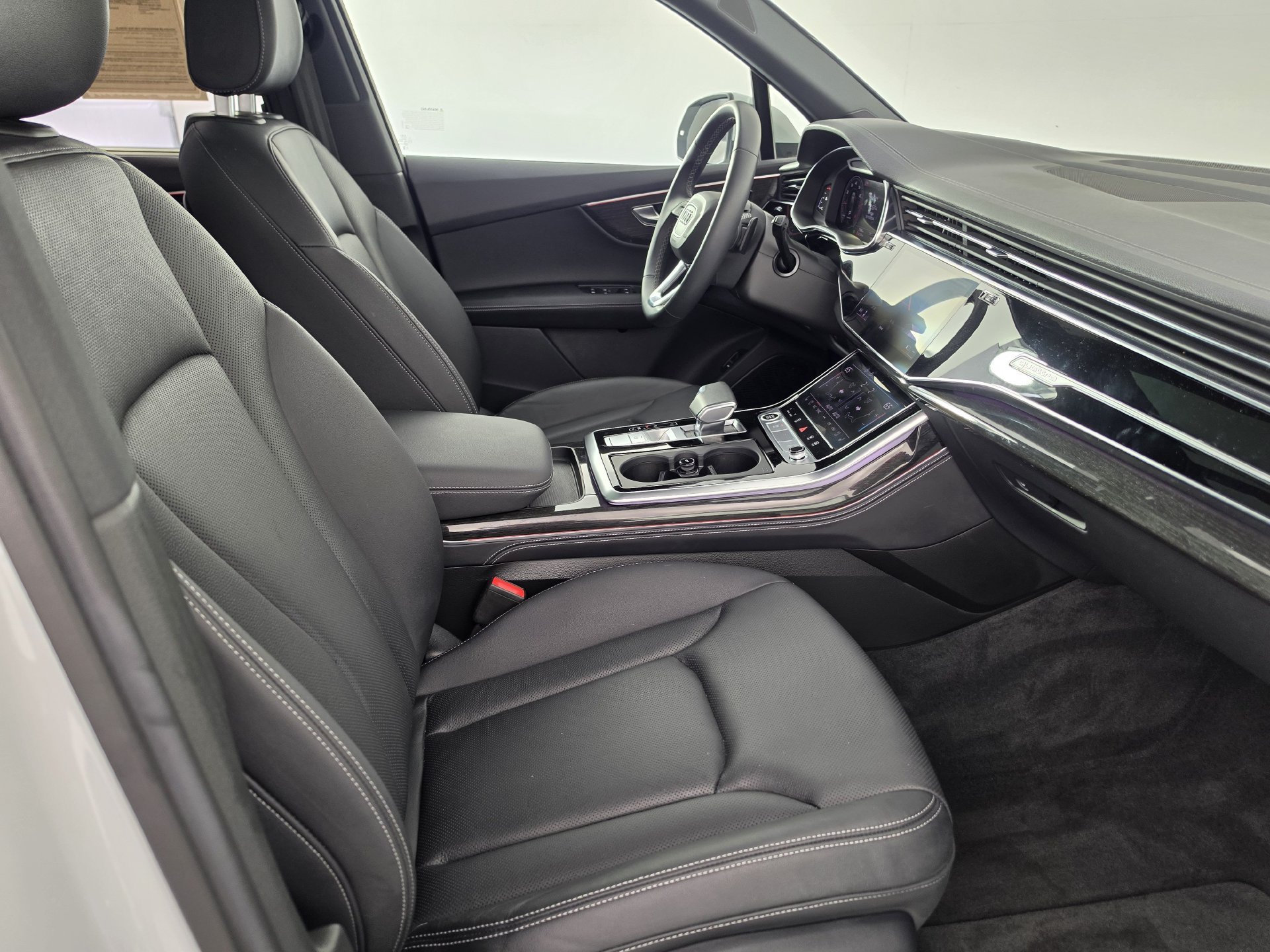 Certified 2026 Audi Q7 3.0T Premium Plus w/ Premium Plus Package AWD/4WD image 29
