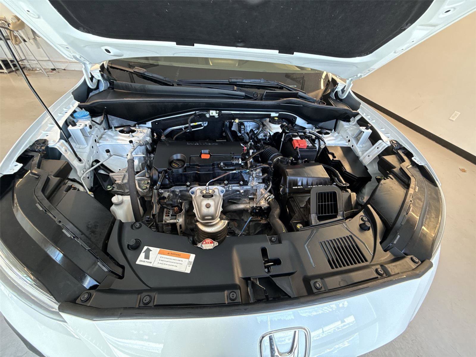 Used 2025 Honda HR-V Sport image 17