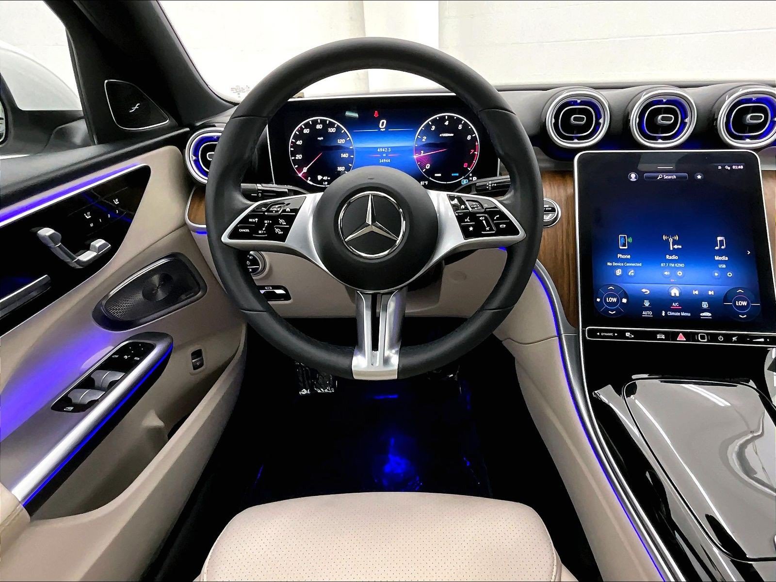 Certified 2023 Mercedes-Benz C 300 Sedan image 4