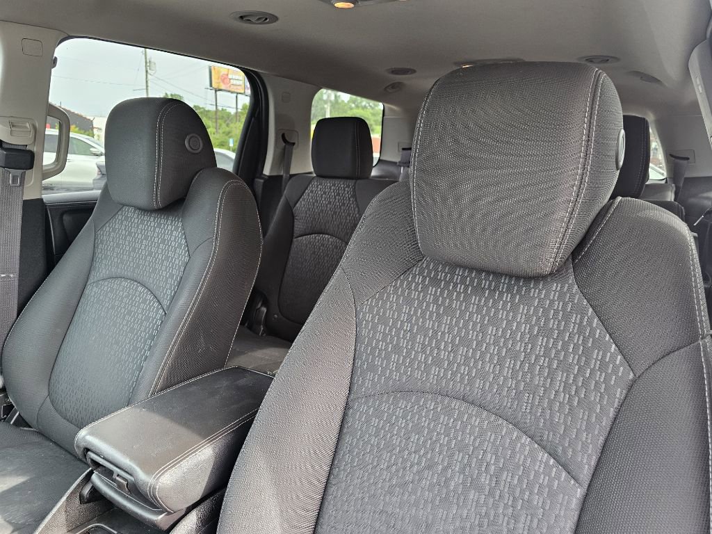 Used 2014 GMC Acadia SLE FWD image 21