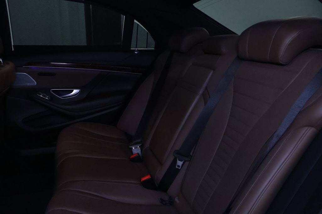 Used 2015 Mercedes-Benz S 550 4MATIC Sedan image 16