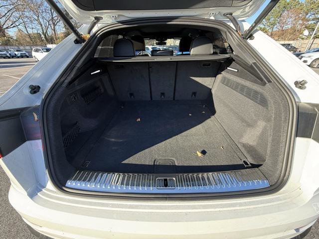 Certified 2025 Audi Q8 Prestige w/ Prestige Package image 14