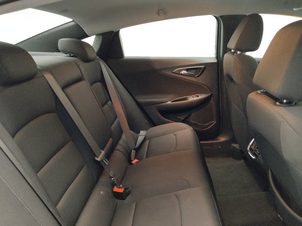 Used 2025 Chevrolet Malibu LT FWD image 19