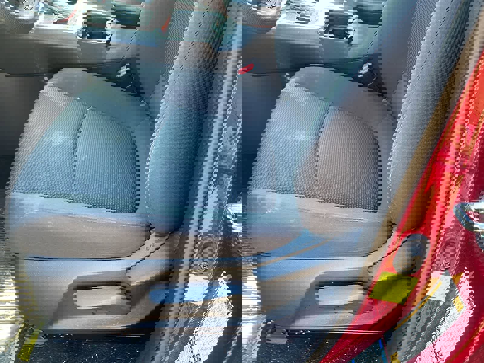 Used 2019 Toyota RAV4 LE w/ All Weather Liner Package AWD/4WD image 13