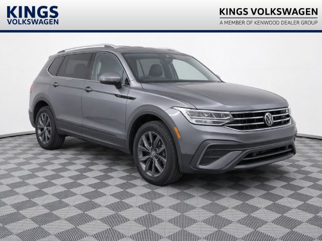 Certified 2022 Volkswagen Tiguan SE