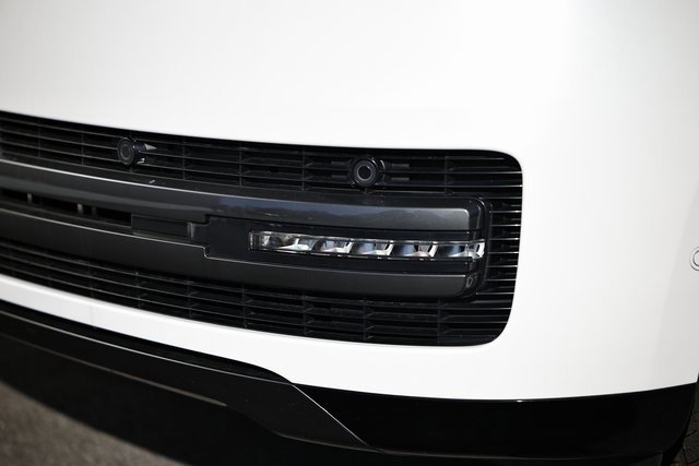 New 2025 Land Rover Range Rover Autobiography image 3