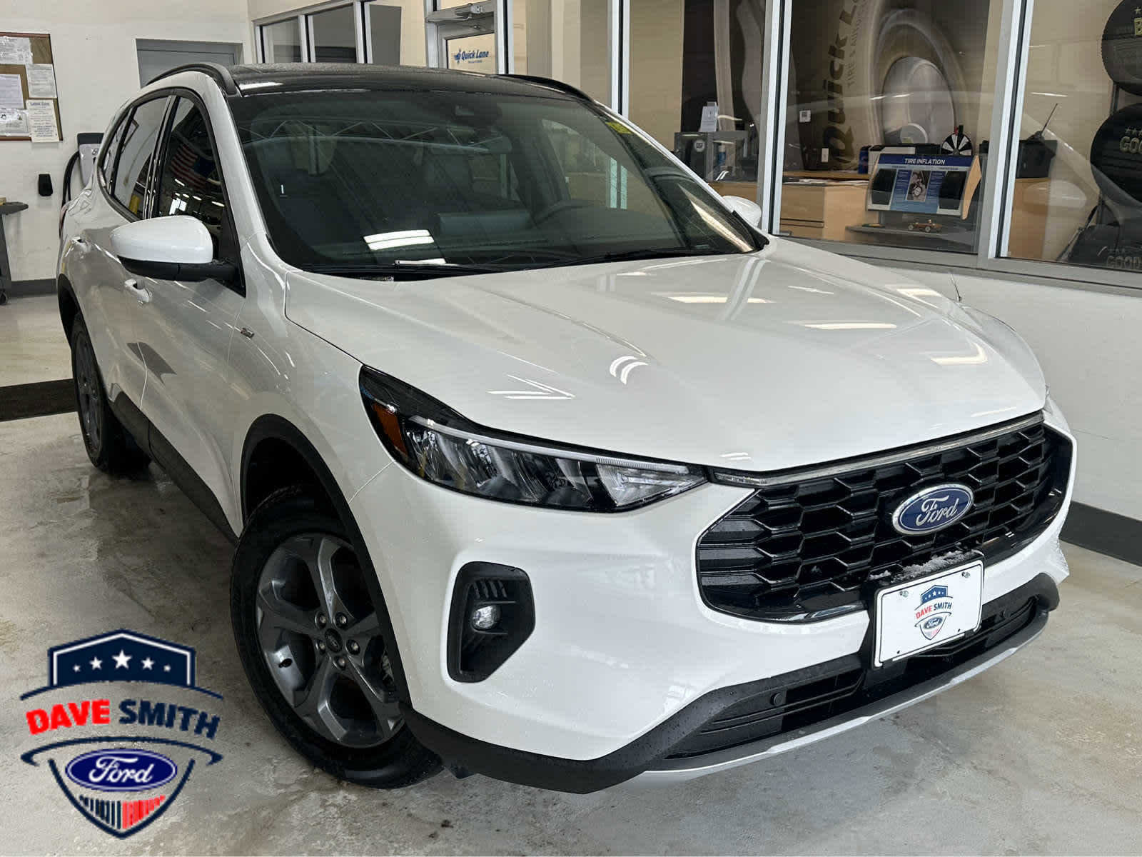 New 2025 Ford Escape ST-Line Elite w/ Tech Pack #1 image 1