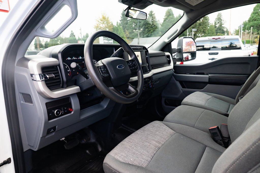 Used 2024 Ford F350 XLT image 19