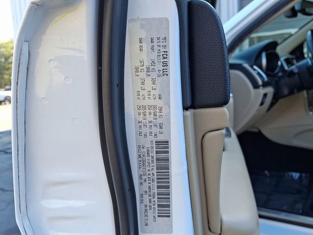 Used 2016 Jeep Grand Cherokee Limited w/ Luxury Group II image 27