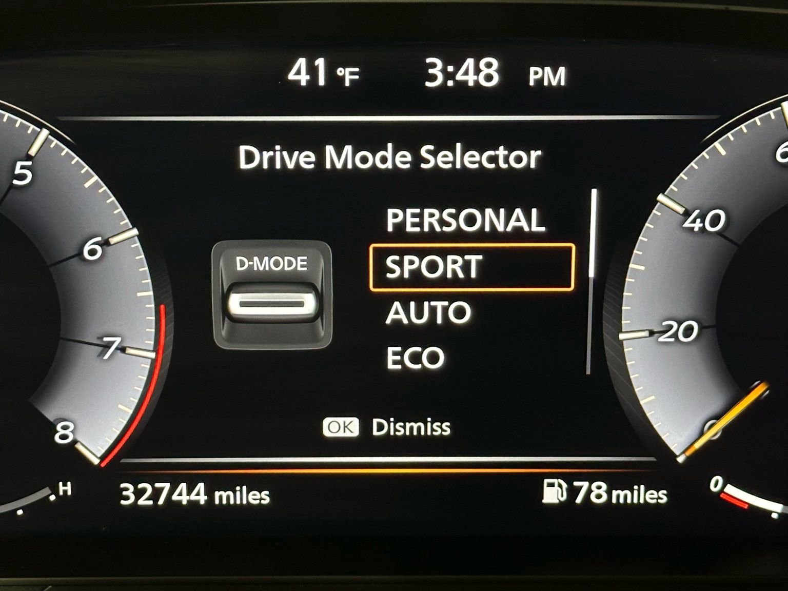 Used 2023 INFINITI QX60 Luxe w/ Cargo Package image 28