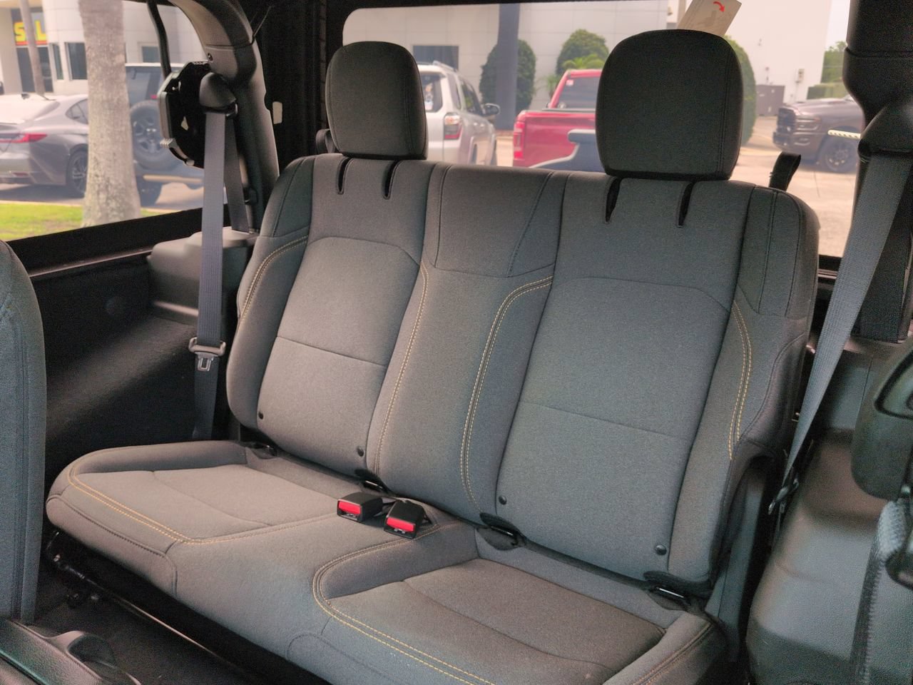 Used 2024 Jeep Wrangler Sport AWD/4WD image 15