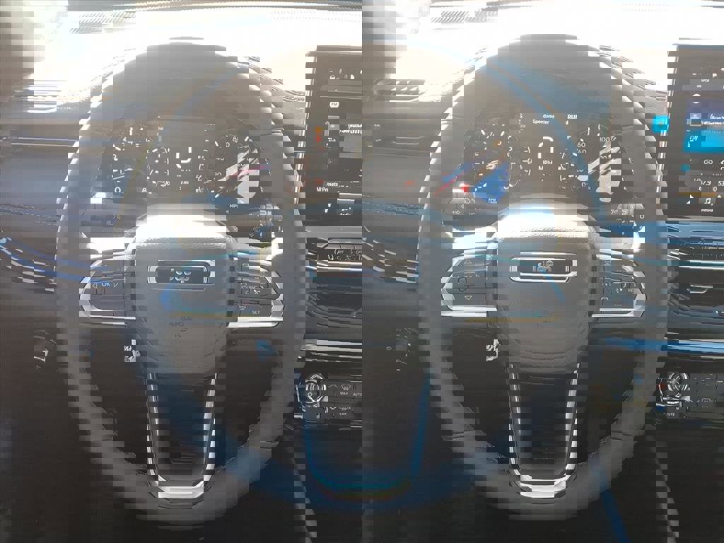 New 2026 Jeep Compass Limited image 15