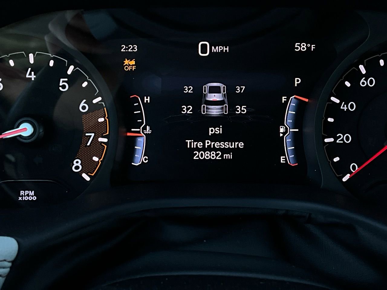 Used 2025 Jeep Compass Limited image 41