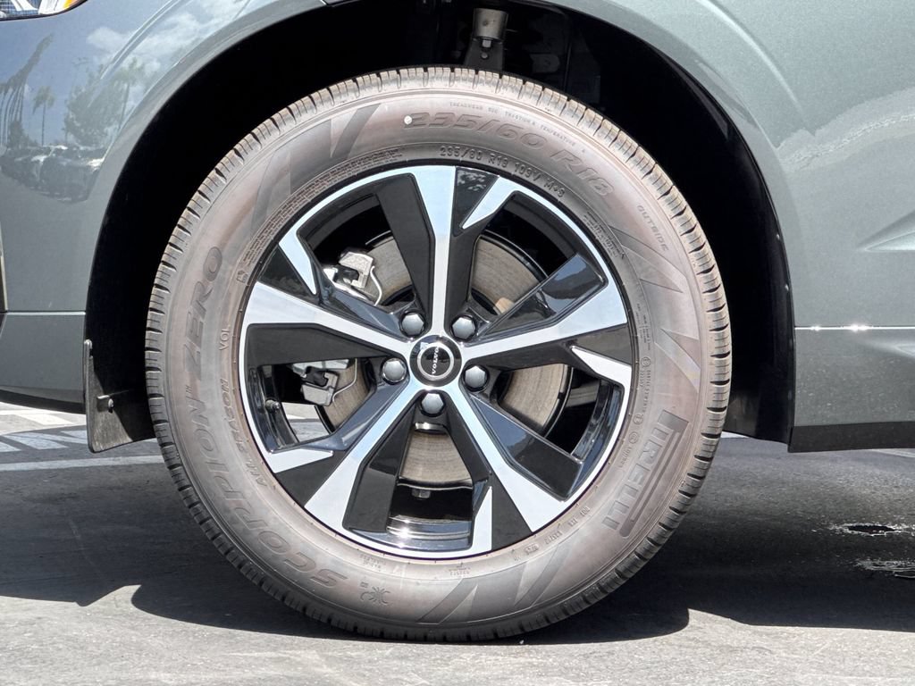 New 2026 Volvo XC60 B5 Core w/ Protection Package Premier AWD/4WD image 25