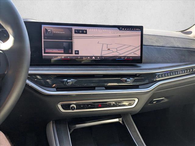 Used 2024 BMW X5 sDrive40i w/ Premium Package image 11